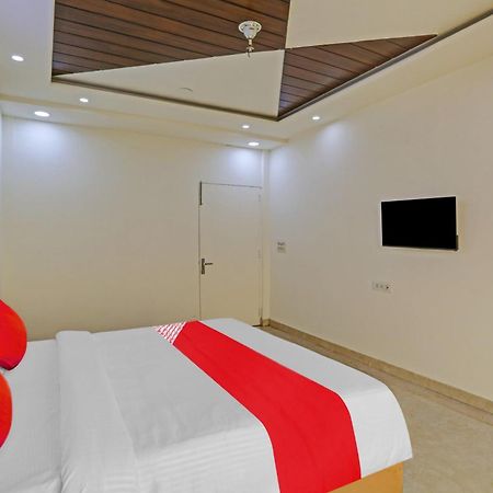 Hotel O Golden Key Inn Punjabi Bagh New Delhi Buitenkant foto